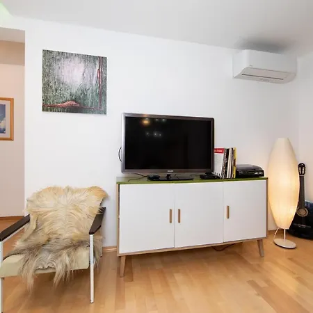 Lux Apartamento