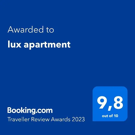 Апартаменти Lux *